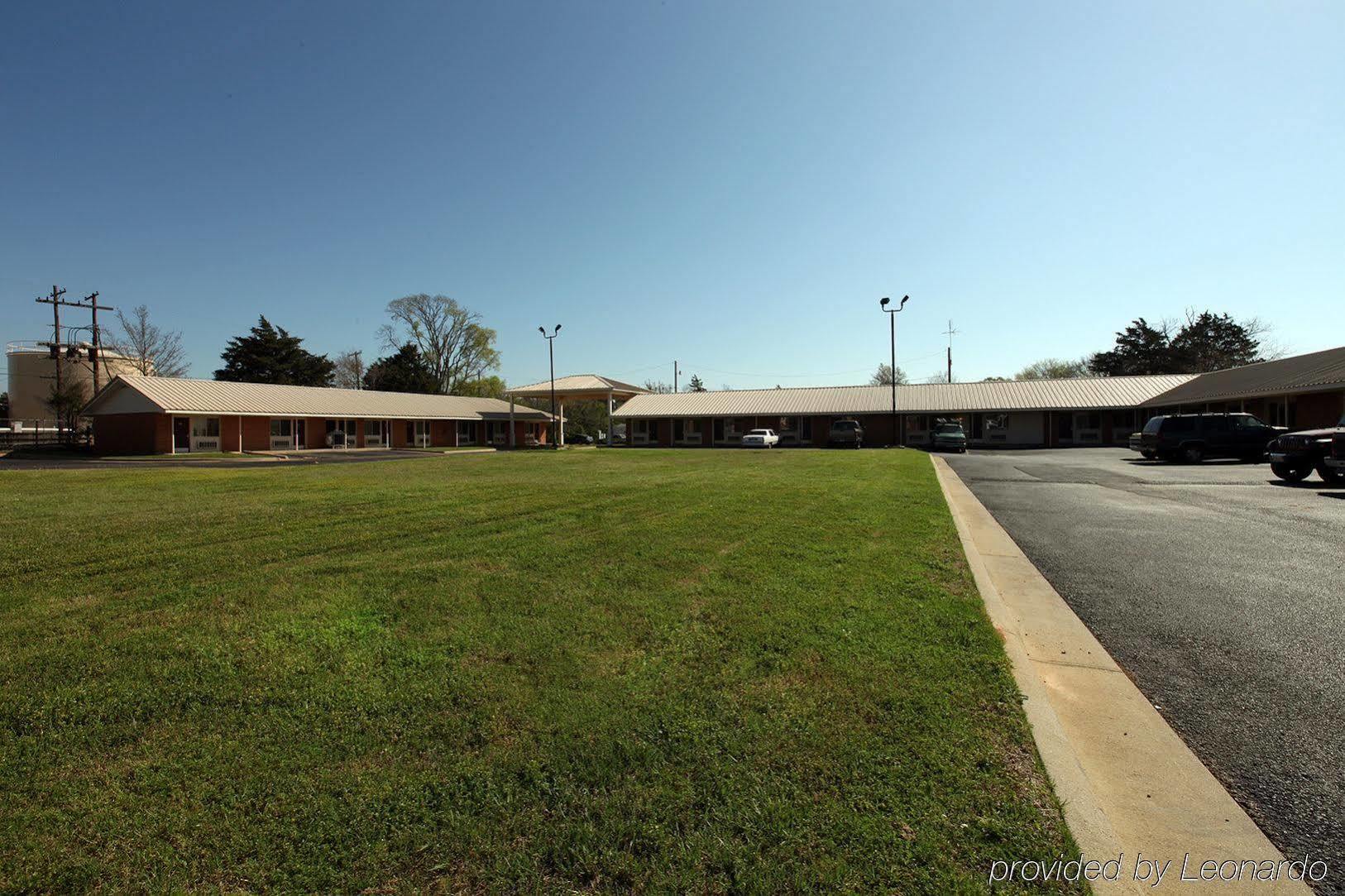 Americas Best Value Inn-Nacogdoches Exterior photo